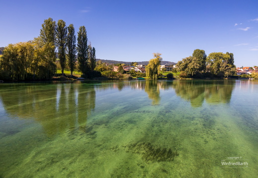 Rhein -bei Bruecke zur Insel Werd